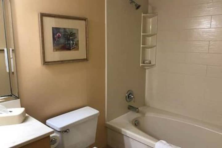 Room 30 of 58